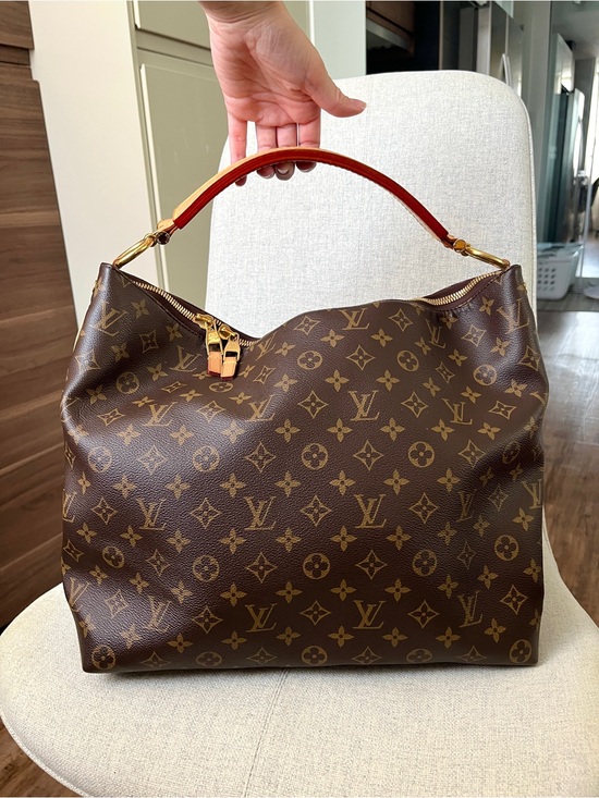 Louis Vuitton Handbags - Louis Vuitton "Sully MM" - Pristine Condition - Includes Original Dust Bag